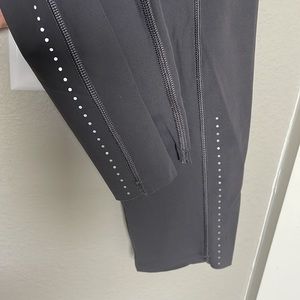 Lululemon fast and free high rise legging 25” size 6 dark gray